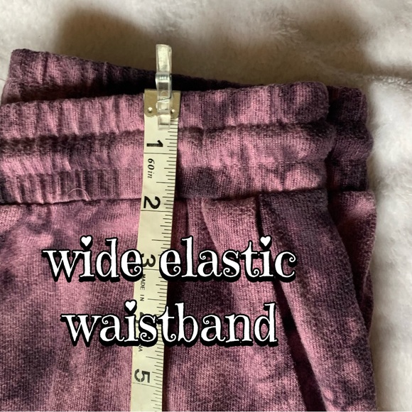 Cropped Top & Joggers Matching Set | Size Small | Shades of Purple 💜🖤 - Picture 11 of 15